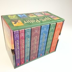 Harry Potter Paperback Boxset #1-7 J. K. Rowling (2009) Scholastic