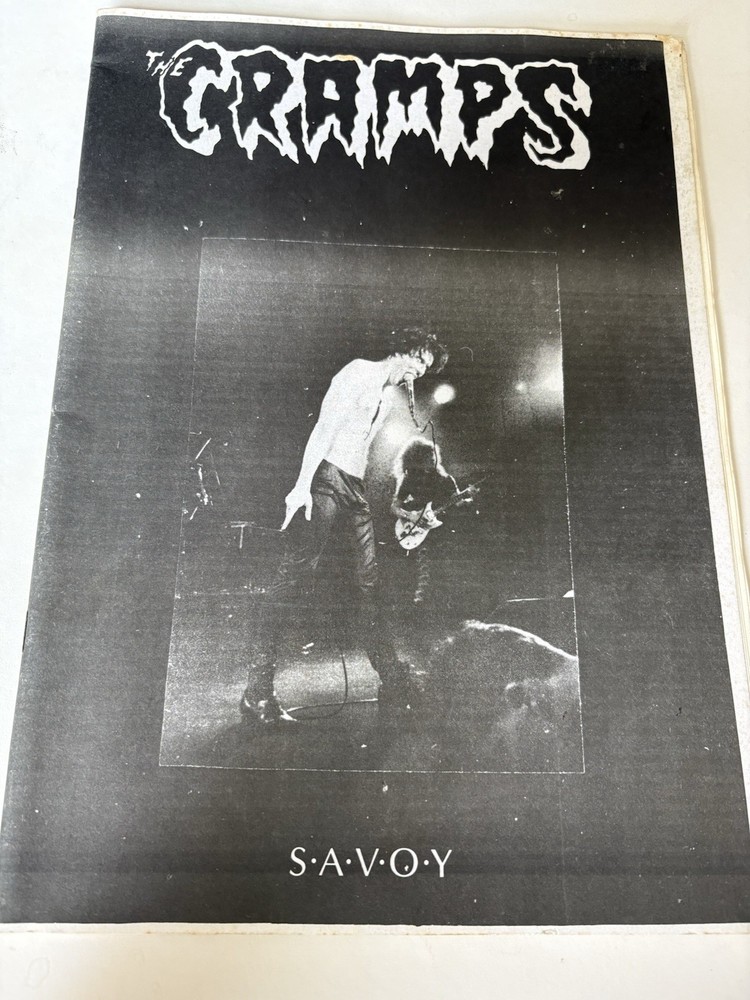 THE CRAMPS Savoy 1990 UK Fanzine 11.5 x 8.5 60 Pages Clippings Lux Ivy Rare