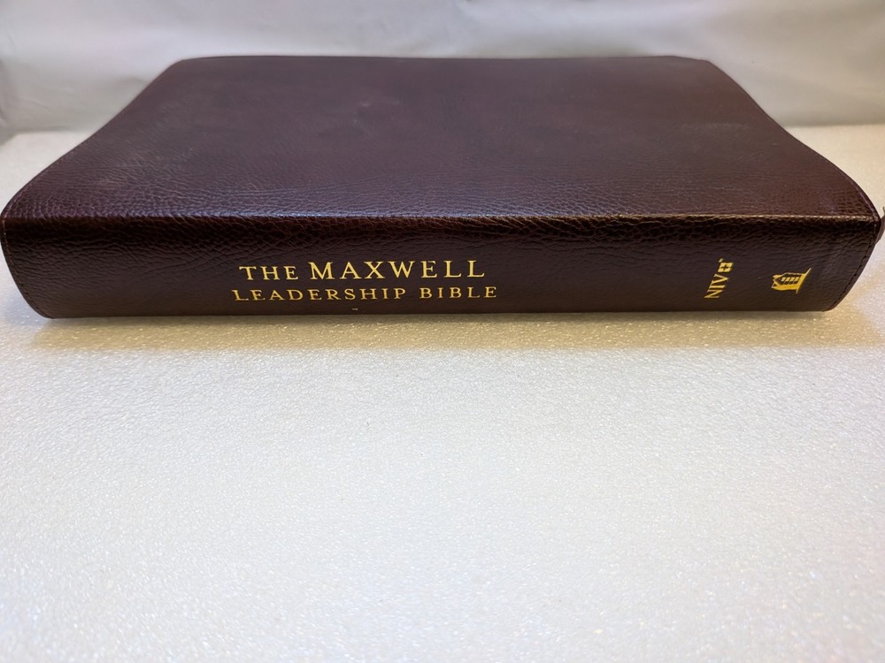 NIV Maxwell Leadership Bible Premium Bonded Leather BRAND 2011