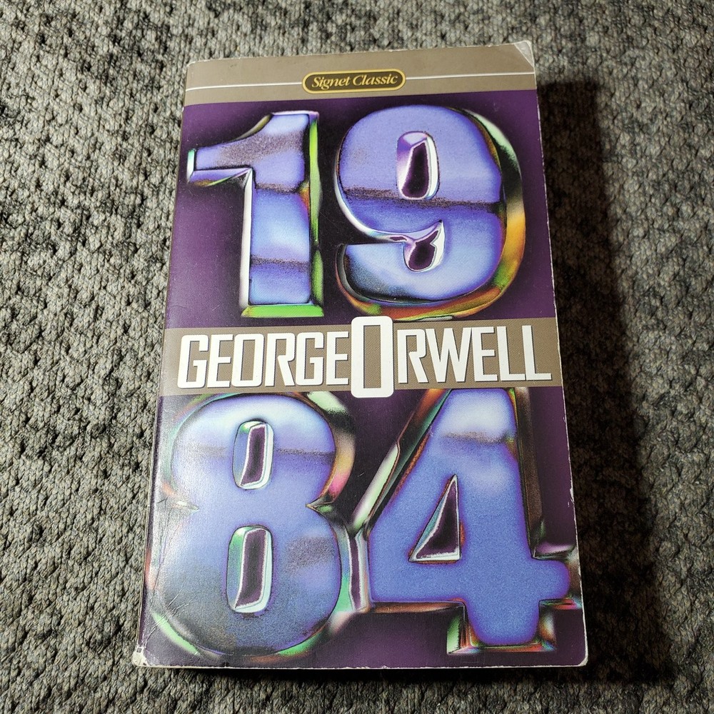 1984 George Orwell 1949 Dystopian Fiction Signet Classic Paperback