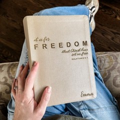 FREEDOM CSB She Reads Truth Bible – Christ Has Set Us Free – Custom Engrave Name