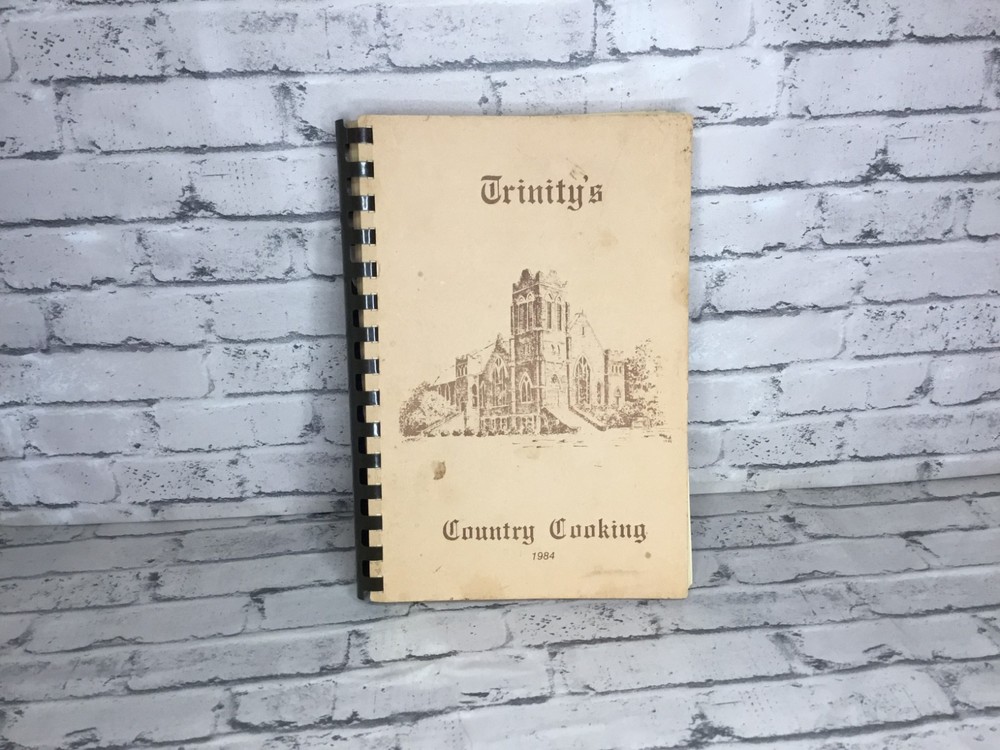 VTG 1984 Trinity’s Country Cooking Talladega AL. used 241 pages