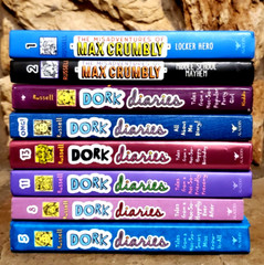 Lot of 8 Rachel Renee Russell Books- Dork Diaries(6) & Max Crumbly(2)