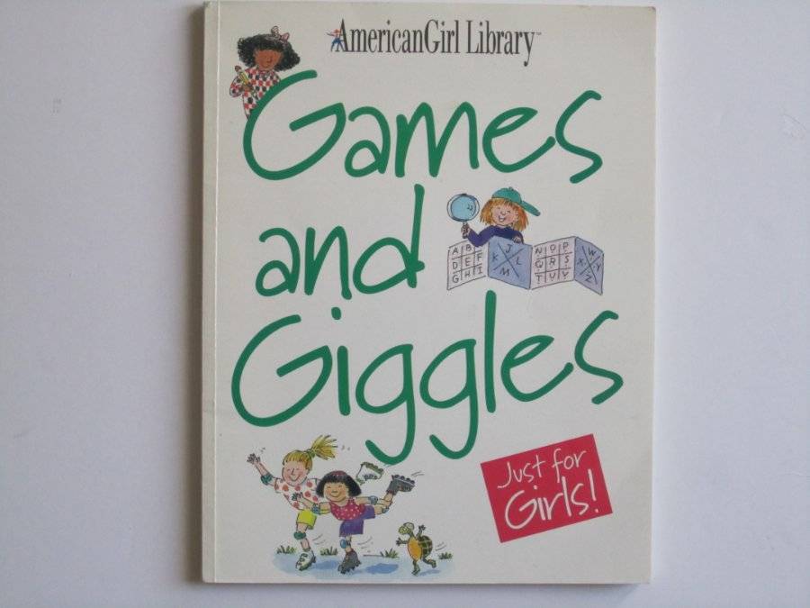 American Girl GAMES AND GIGGLES Book Pleasant Company Pub.