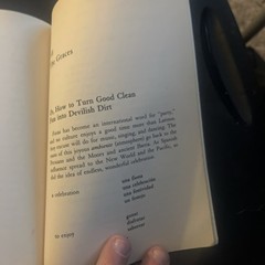 9780739476307