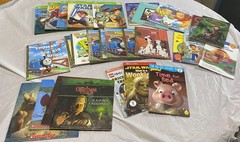 Children’s Books Lot Of 20+ Books Mixed Lot (Scholastic And Golden Books)