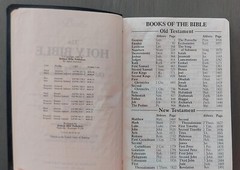Holy Bible Premium Bonded Leather B&H KJV Giant Print Edition Red Letter 1982 VG