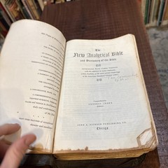 VTG 1973 Holy Bible New Analytical Edition Dickson KJV Moroccan Leather DAMAGED