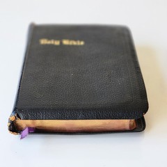 Vtg Holy Bible, International Series KJV Leather Lined Thumb Index John Winston