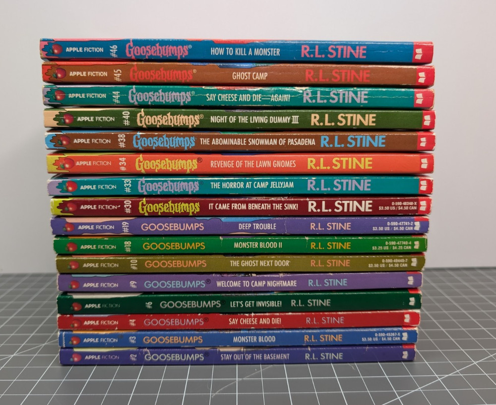 Lot of Goosebumps Vintage 1990s Books – Horror – Lot of 16 Books