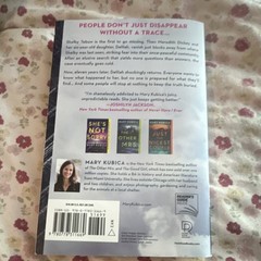 Mary Kubica Local Woman Missing Crime Psychological Suspense 2021 Trade PB