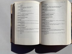 Key Word Commentary: Thoughts on Every Chapter of the Bible Mark Water HC 2003