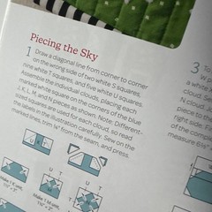 Make It Mini : 13 Small Quilts With a Splash of Embroidery, Paperback by Mccu…