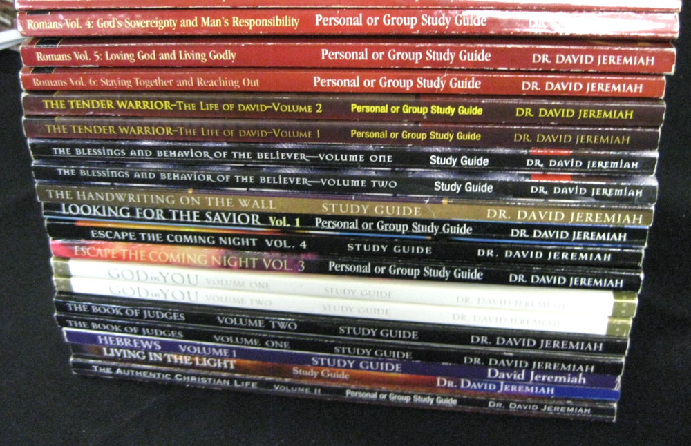 Dr. David Jeremiah Lot Of 18 Paperback Study Guides Christian NICE