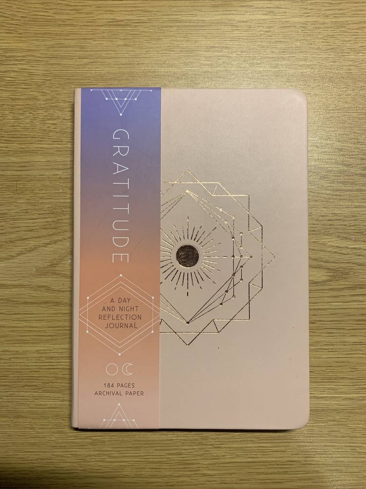 Gratitude A Day and Night Reflection Journal 184 Pages