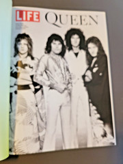 QUEEN Magazine by LIFE – Choice of 2 Covers – Band or Freddie Mercury – Rhapsody