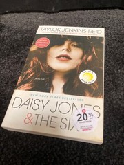 • Daisy Jones & The Six: A Novel – Paperback By Reid, Taylor Jenkins NEW!