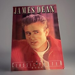 JAMES DEAN THE CLASSIC POSTER BOOK – Includes 6 Photographs and Poster Reprints