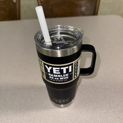Yeti-Rambler 25 oz Mug w/Handle & Straw – Black-New