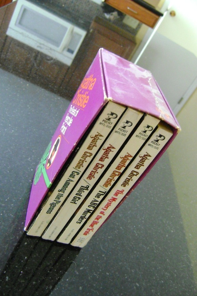 Agatha Christie The Best of Hercule Poirot 4 Books in Slipcase VIntage PB