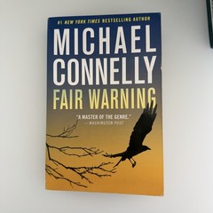 Lot of 6 Michael Connelly Paperback Books