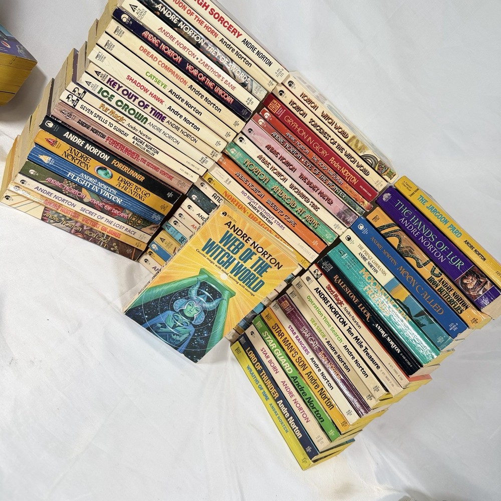 Lot of 60+ Andre Norton science fiction & fantasy Vtg paperbacks Sci-fi Ace SFF
