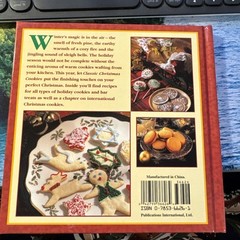 Classic Christmas Cookies: Dozens of Classic Recipes Hardback Book 77 pages
