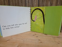 Vintage 1974 „TELLING TALES” Manipulative Book By Beth Clure & Helen Rumsey