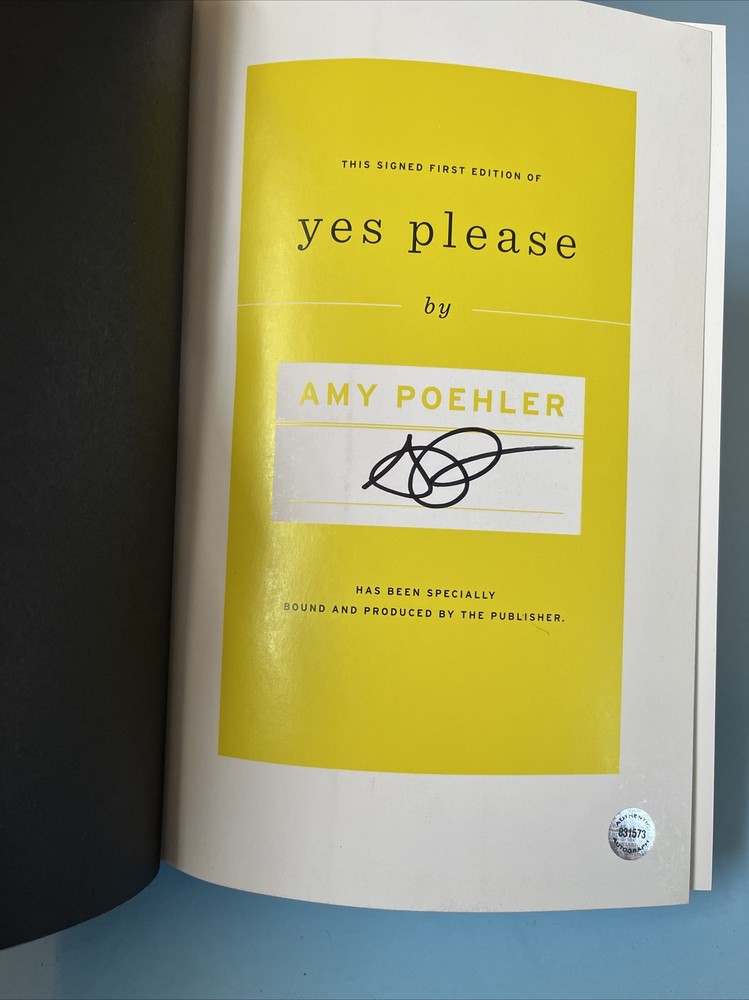 Yes Please by Amy Poehler SIGNED Limited 1st Edition B&N Hologram