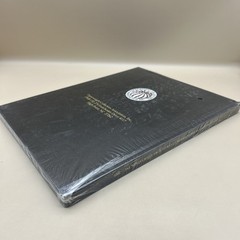Annual Bulletin Paperweight Collectors Association Millennium Edition 2001 Book