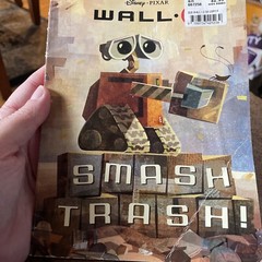 Step into Reading Ser.: Smash Trash! (Disney/Pixar WALL-E) by RH Disney…