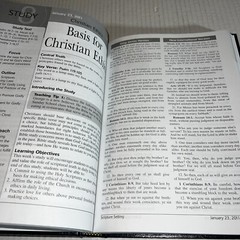 Gospel Publishing House – Bible Studies – Adult Teacher Vol 5: 2010-11