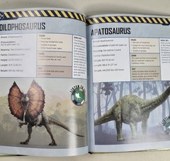 Scholastic Jurassic World Dinosaur Trainer HandBook Rare WORKS MAKES SOUNDS ROAR