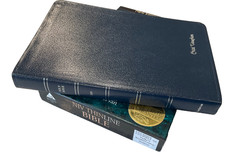 NIV Thinline Bible 1996 Navy Bonded Leather 1984 Text Original Box