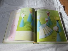 SINGER Sewing Book 2nd Ed. Vintage 1972 ~ Color Photos & Illustrations 500 Pages