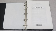 Holy Bible Wide Margin Looseleaf Reference Edition NIV 3-Ring Binder Hendrickson