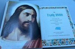 Vintage Large Holy Bible King James Version White Gold Gilt Page Edges
