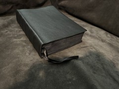 1560 geneva bible (text) All Black leather With Apocrypha With Reformer Notes