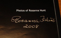 2008 In The Garden by Rosanna Hunt SIGNED Hardcover Book D/J 39 Pages RARE!!