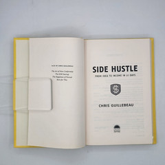 Side Hustle: From Idea to Income in 27 Days 2017 Chris Guillebeau HC DJ (VG)
