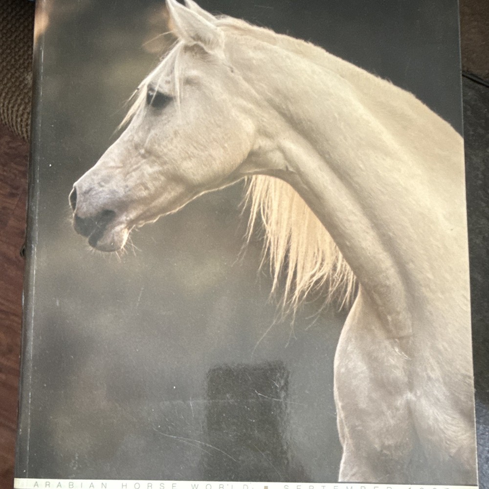 Arabian Horse World Magazine, English Nonfiction Horses (Very Good)
