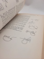 Complete Encyclopedia of Stitchery Mildred Graves Ryan Spiral 689 Pages 1979