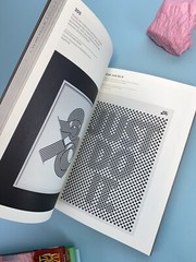 Palette, No. 1: Black & White: New Monochrome Graphics [Palette, 01] , paperback