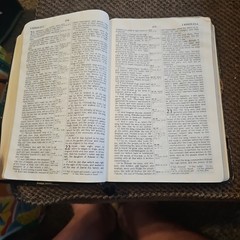 Holy Bible NIV 87 Ultra Thin Black Bonded Leather Holman Reference