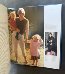DIANA Queen of Style Coffee Table Book HC 1998 by Jackie Modlinger