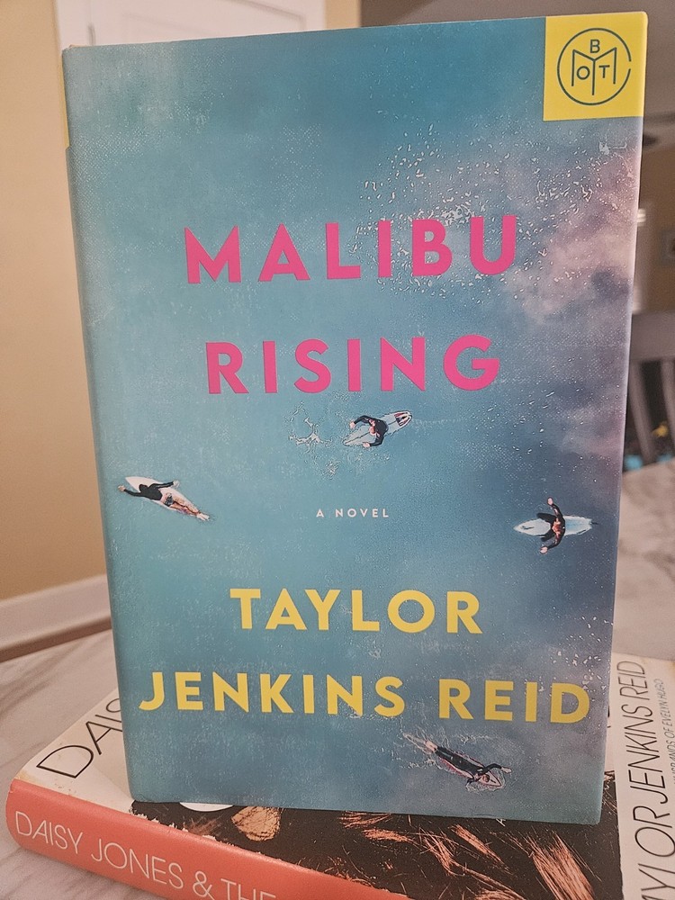 Taylor Jenkins Reid Malibu Rising Hardcover Fiction Novel w/ Dust Jacket