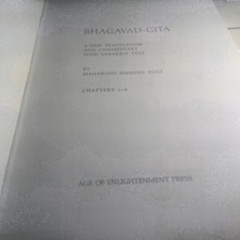 BHAGAVAD GITA: Maharishi Yogi NEW DELUXE GILT HB 0891860002 371 Pages SEE PHOTOS