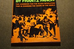 The Wretched of the Earth by Frantz Fanon 1968 PB 1st Print Black Cat Grove