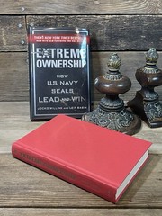 Extreme Ownership: How U.S. Navy SEALs Lead and Win 2 ND Edition 1ST Print