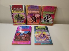 GIVE YOURSELF GOOSEBUMPS 26 books R.L. Stine Scholastic 1990s-2000s